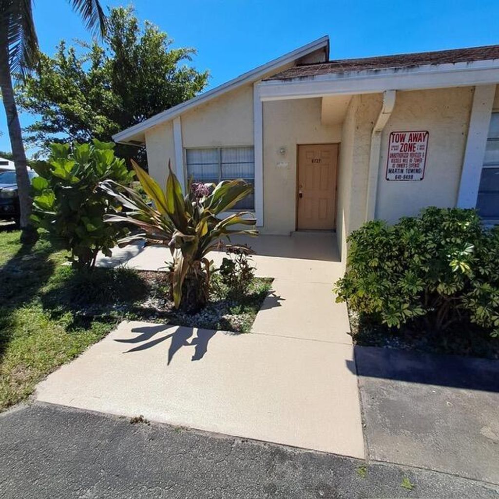 Photo of 3194 49th Lane, Lake Worth, FL 33461 (MLS # R11073200)