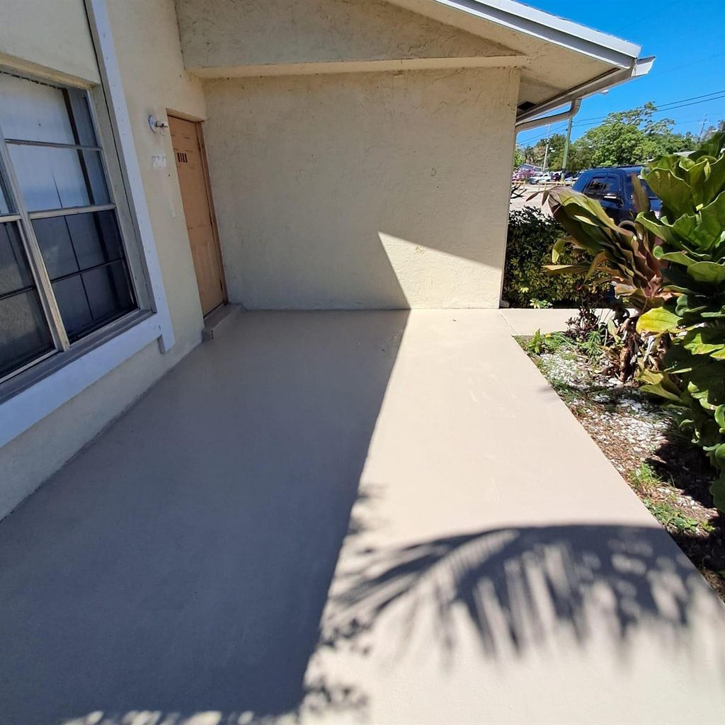 Photo of 3194 49th Lane, Lake Worth, FL 33461 (MLS # R11073200)