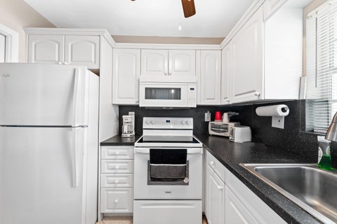 Tiny photo for 2100 NE 38th Street #205, Lighthouse Point, FL 33064 (MLS # B26067168)