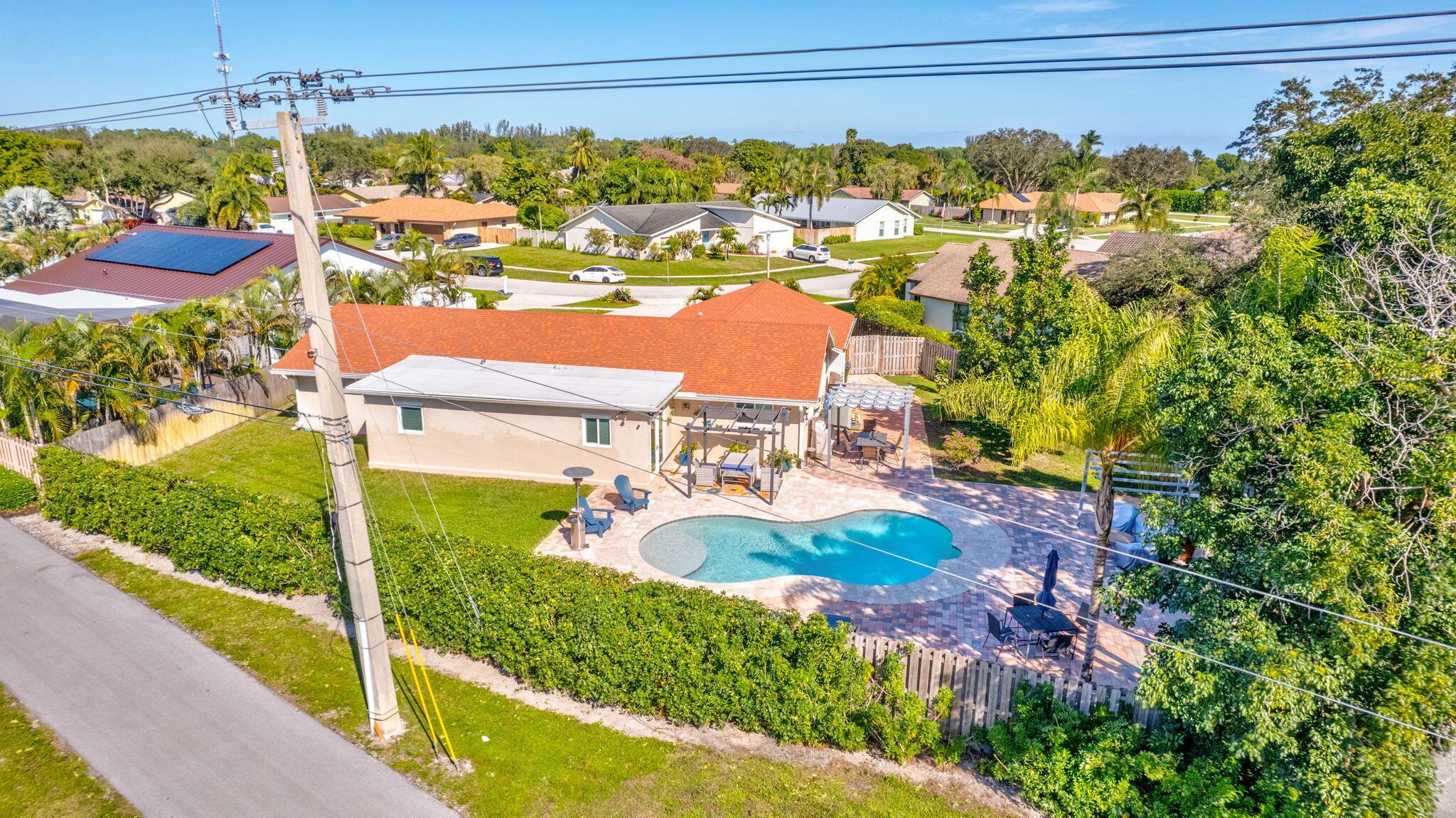 Properties 1289 Anhinga Drive