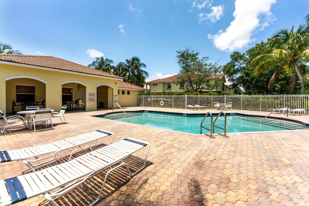 Photo of 49 SE Sedona Circle #101, Stuart, FL 34994 (MLS # R11147356)