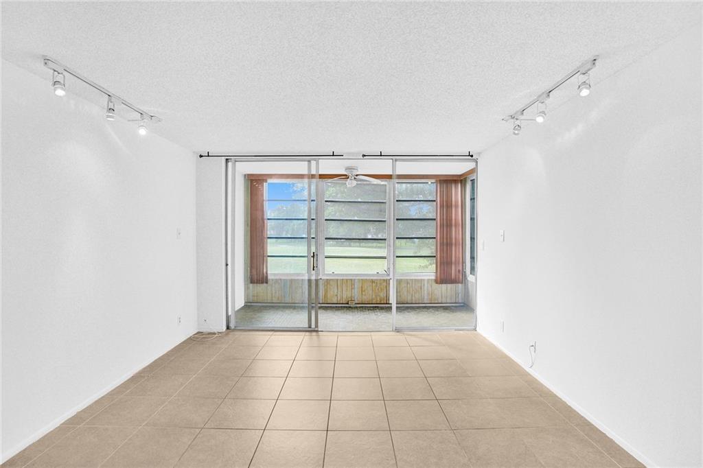 SANDS POINT - Residential