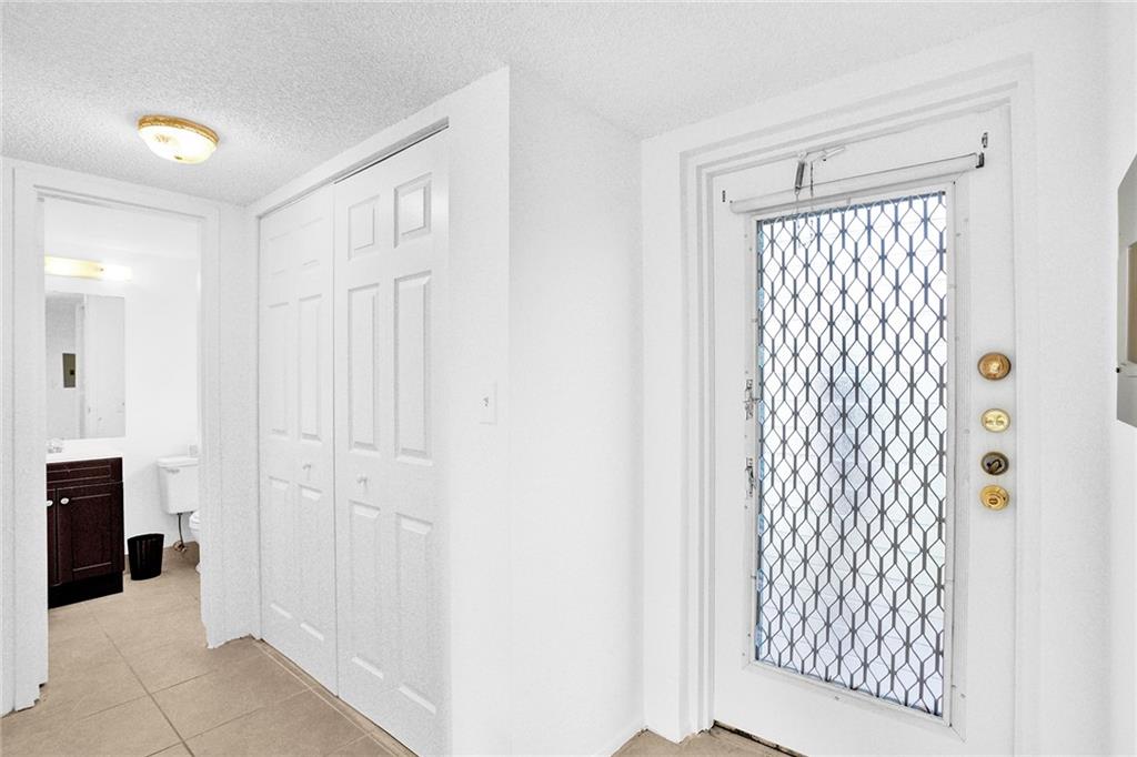 SANDS POINT - Residential