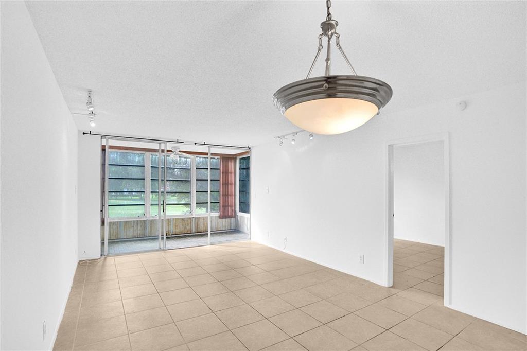 SANDS POINT - Residential