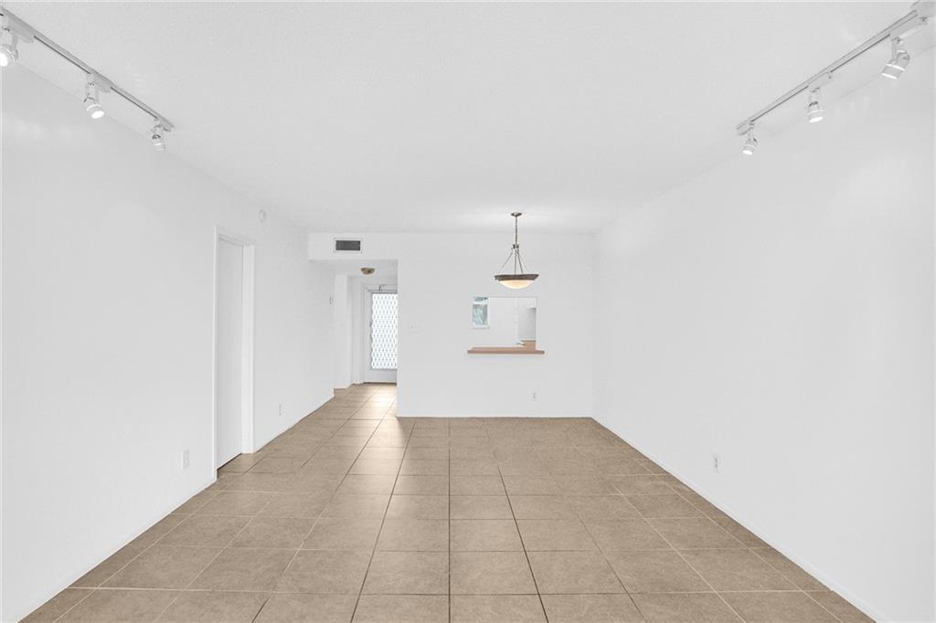 SANDS POINT - Residential