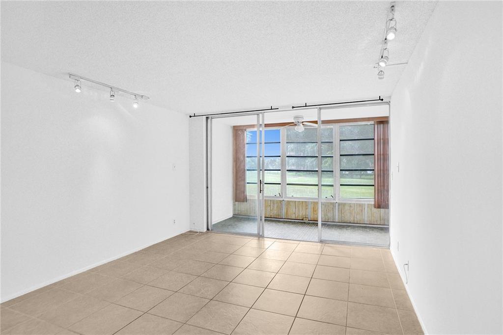 SANDS POINT - Residential