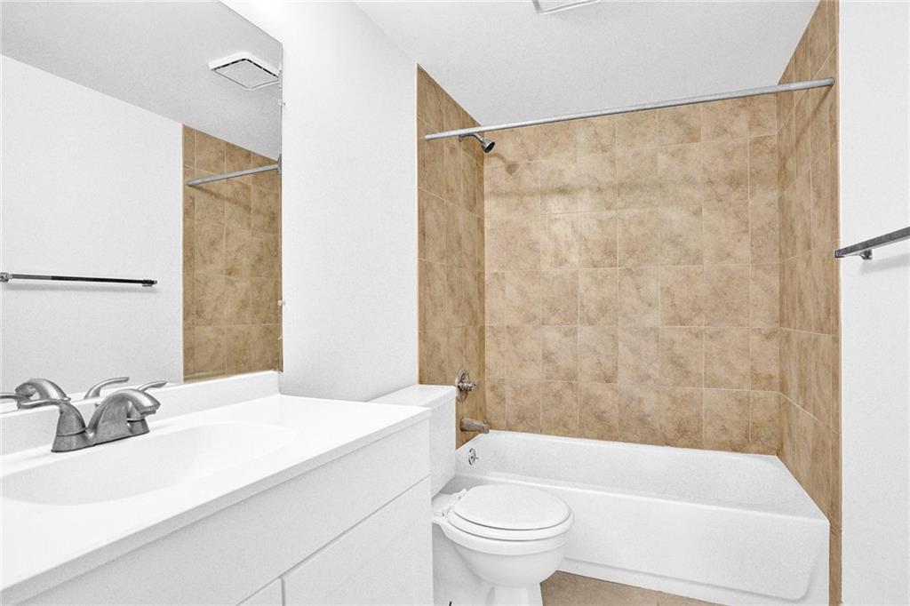 SANDS POINT - Residential