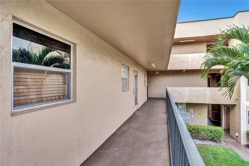 SANDS POINT - Residential