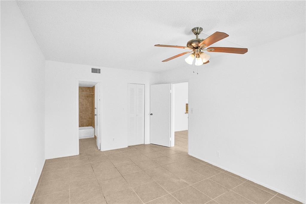 SANDS POINT - Residential