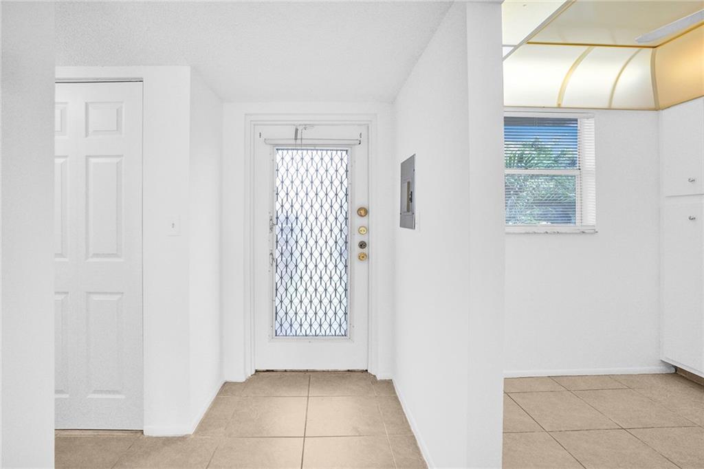 SANDS POINT - Residential