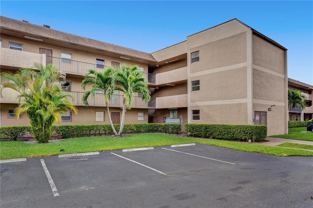 SANDS POINT - Residential