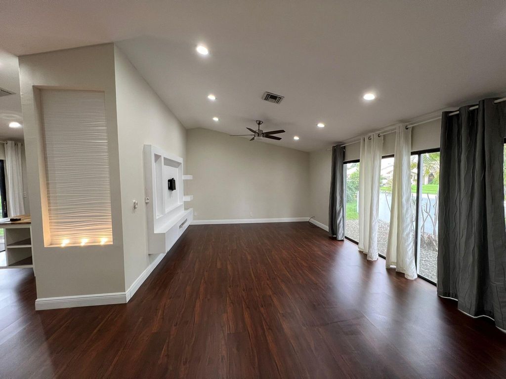 Photo of 21054 Black Maple Lane, Boca Raton, FL 33428 (MLS # R11068877)