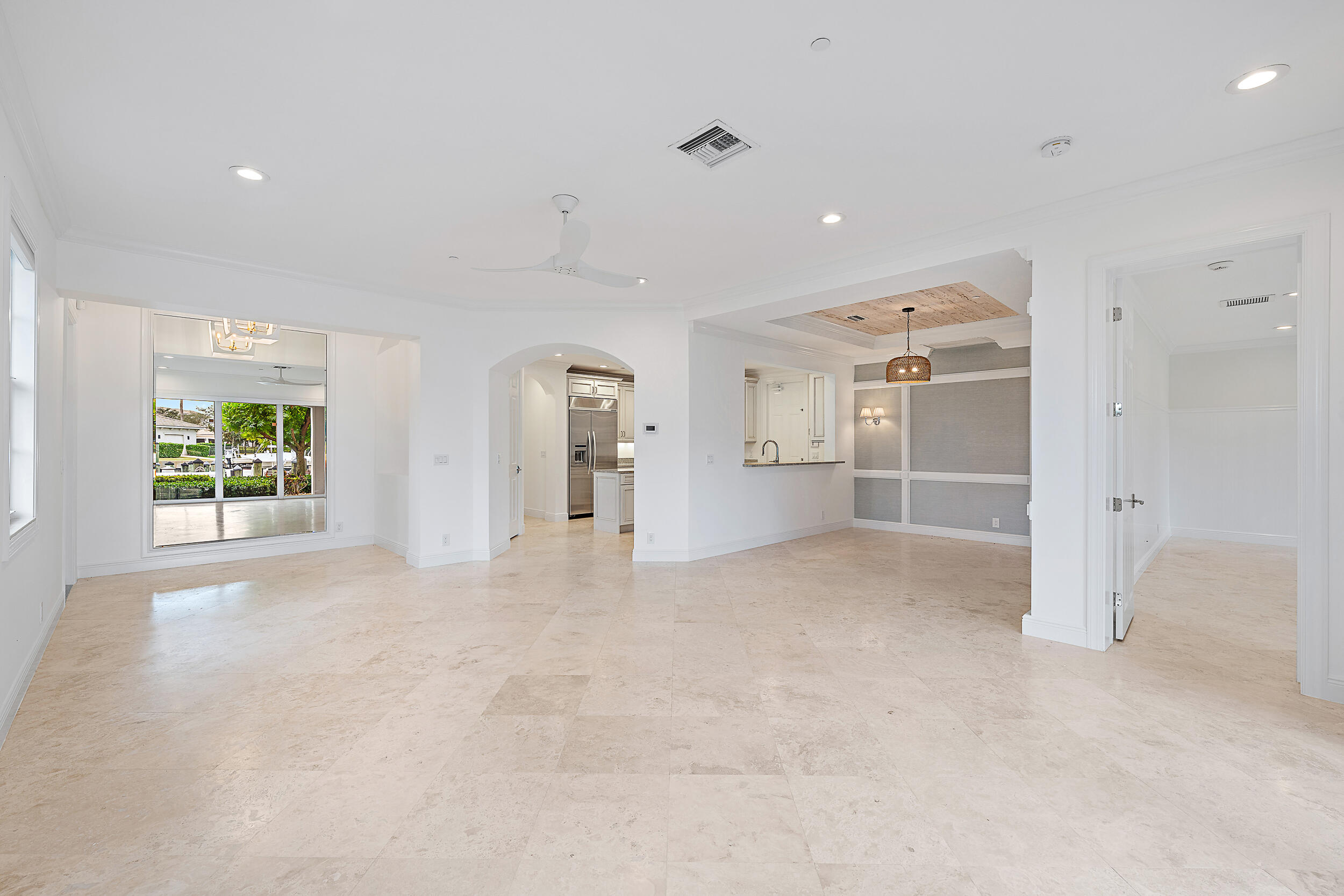 CARRIAGE HOMES AT FRENCHMANS HARBOR CONDO - Residential