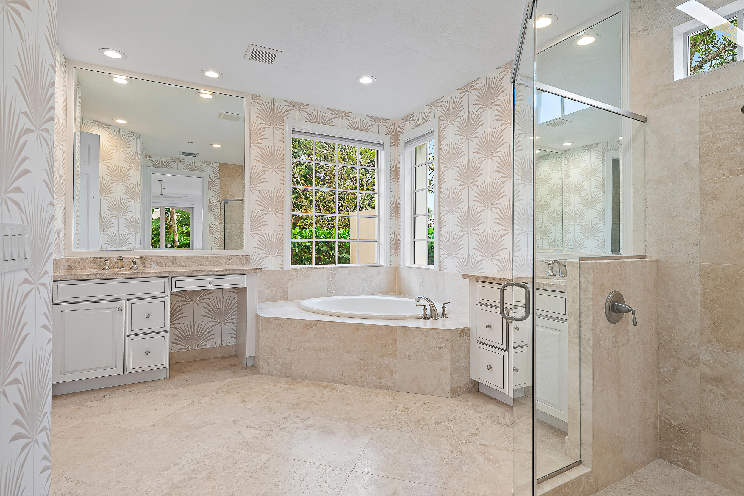 CARRIAGE HOMES AT FRENCHMANS HARBOR CONDO - Residential