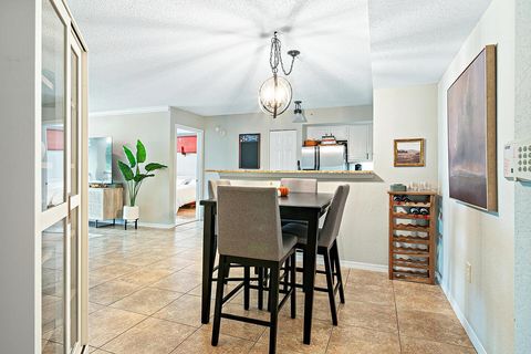 Featured picture for the property R10923207