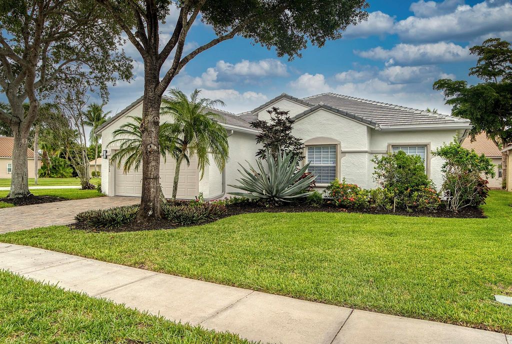 Photo of 8232 Grand Messina Circle, Boynton Beach, FL 33472 (MLS # R11067203)