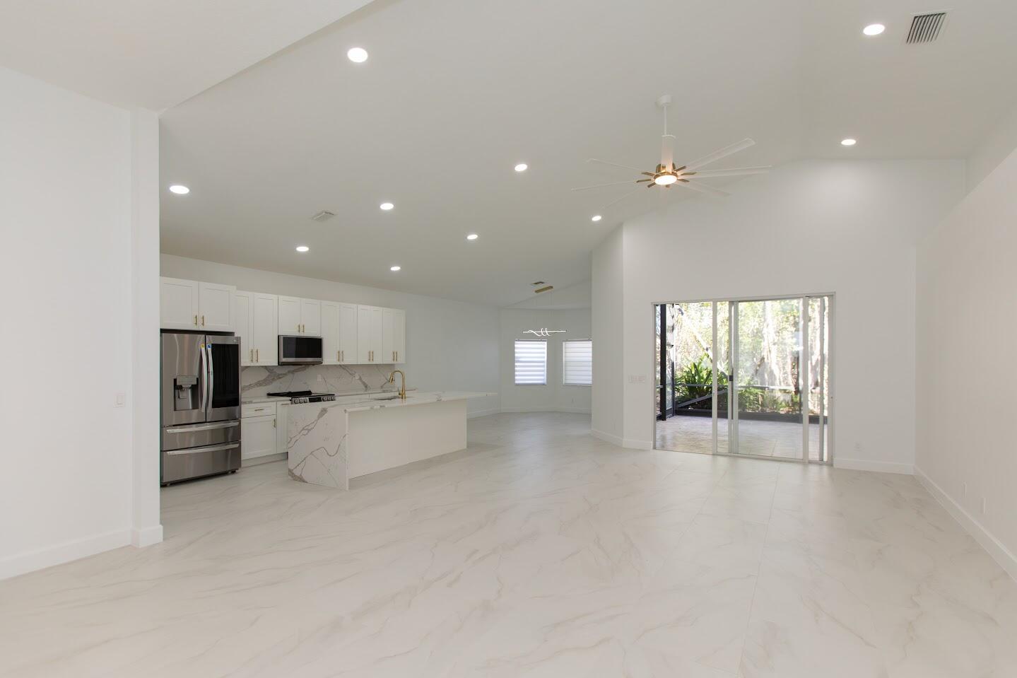 8232 Grand Messina Circle
