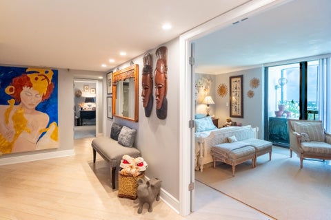 Tiny photo for 2480 Presidential Way #1804, West Palm Beach, FL 33401 (MLS # B26090621)