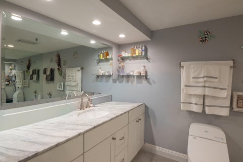Tiny photo for 2480 Presidential Way #1804, West Palm Beach, FL 33401 (MLS # B26090621)