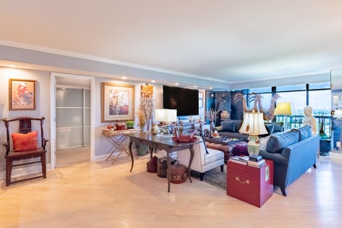 Tiny photo for 2480 Presidential Way #1804, West Palm Beach, FL 33401 (MLS # B26090621)