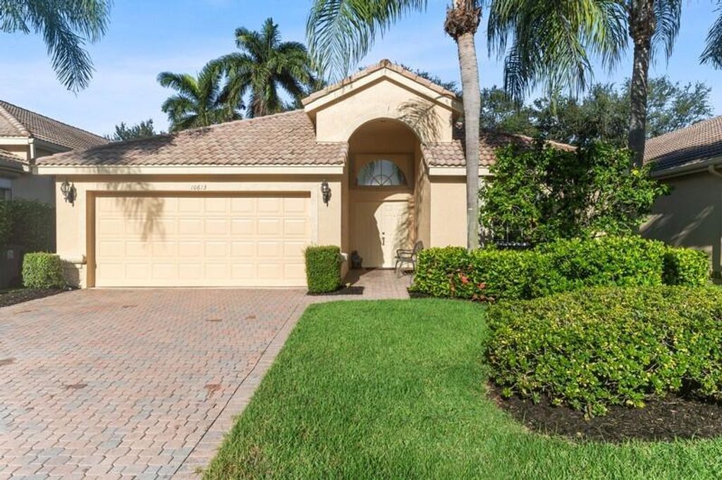 Photo of 10813 Royal Palladium Place, Boynton Beach, FL 33436 (MLS # R10746465)