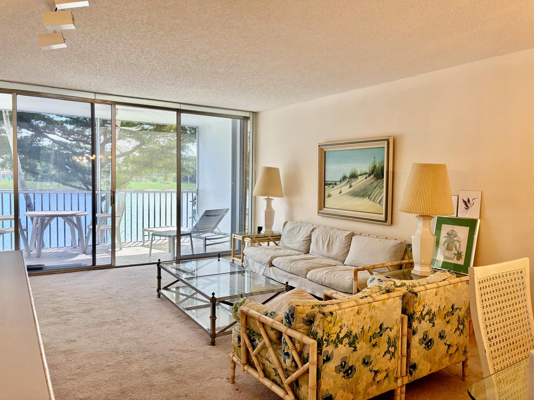 NO 42 PALM-AIRE COUNTRY C - Residential Lease