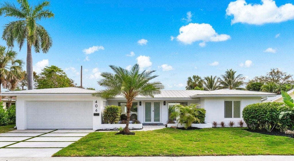 Photo of 406 SW 7th Terrace, Boca Raton, FL 33486 (MLS # R11061975)