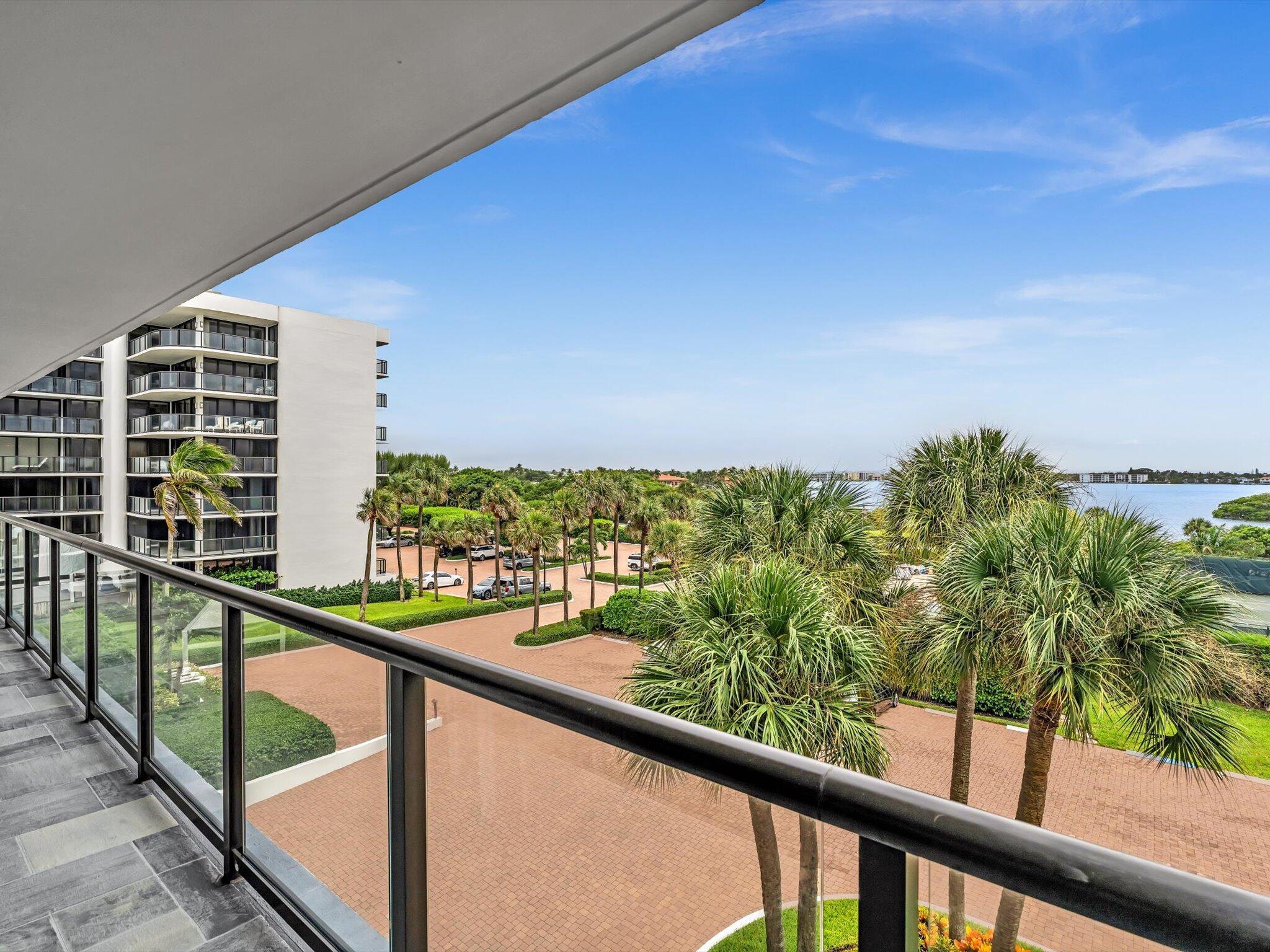 HALCYON OF PALM BEACH - Residential Lease