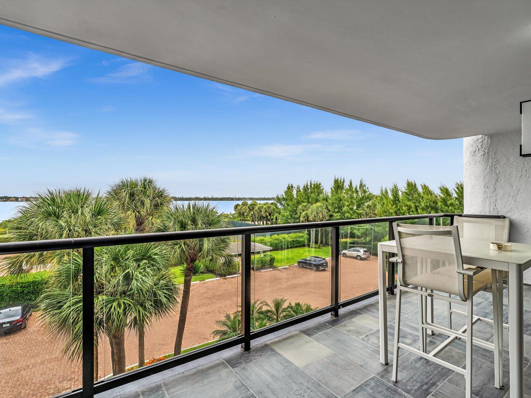 HALCYON OF PALM BEACH - Residential Lease