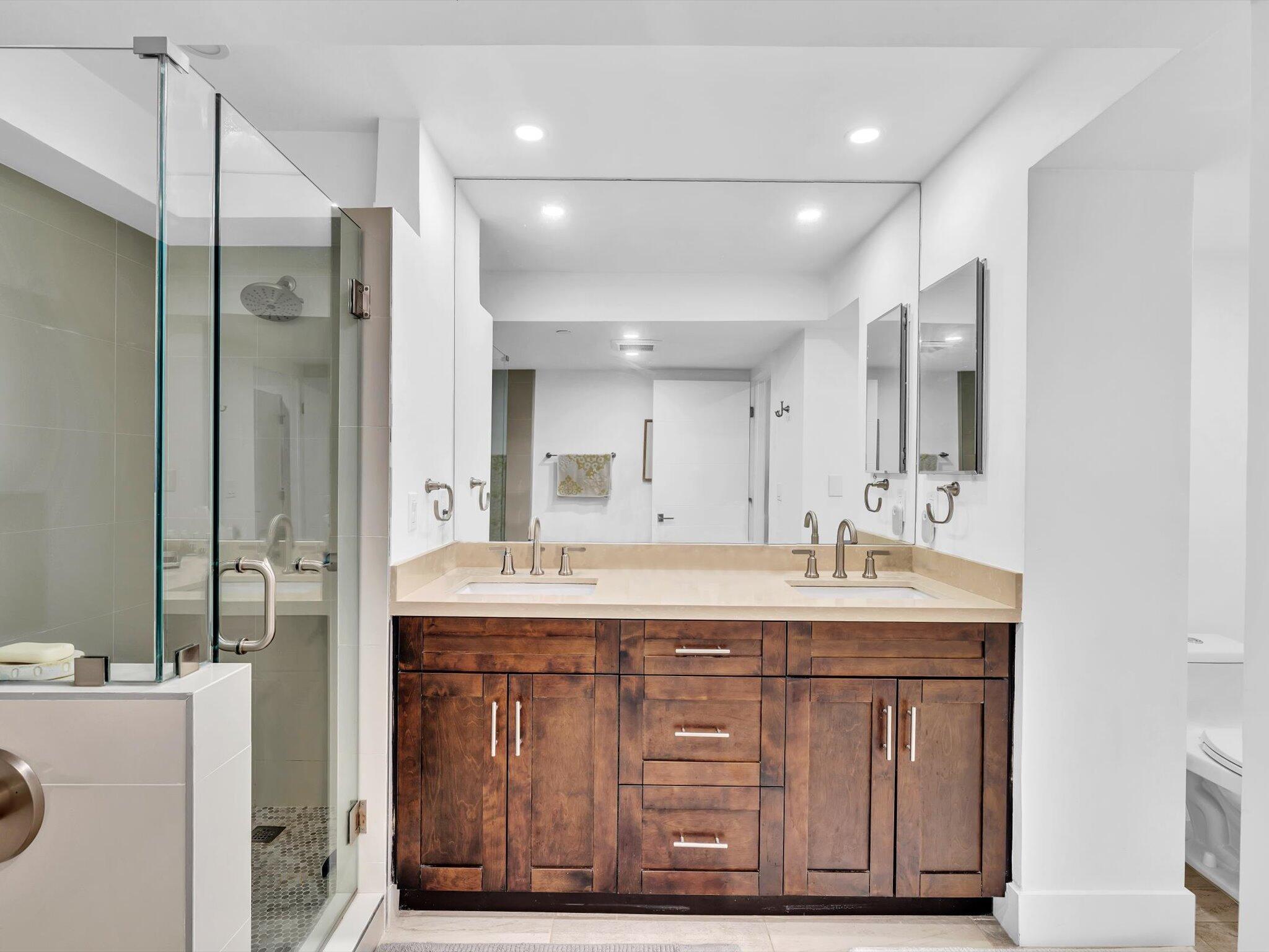 HALCYON OF PALM BEACH - Residential Lease