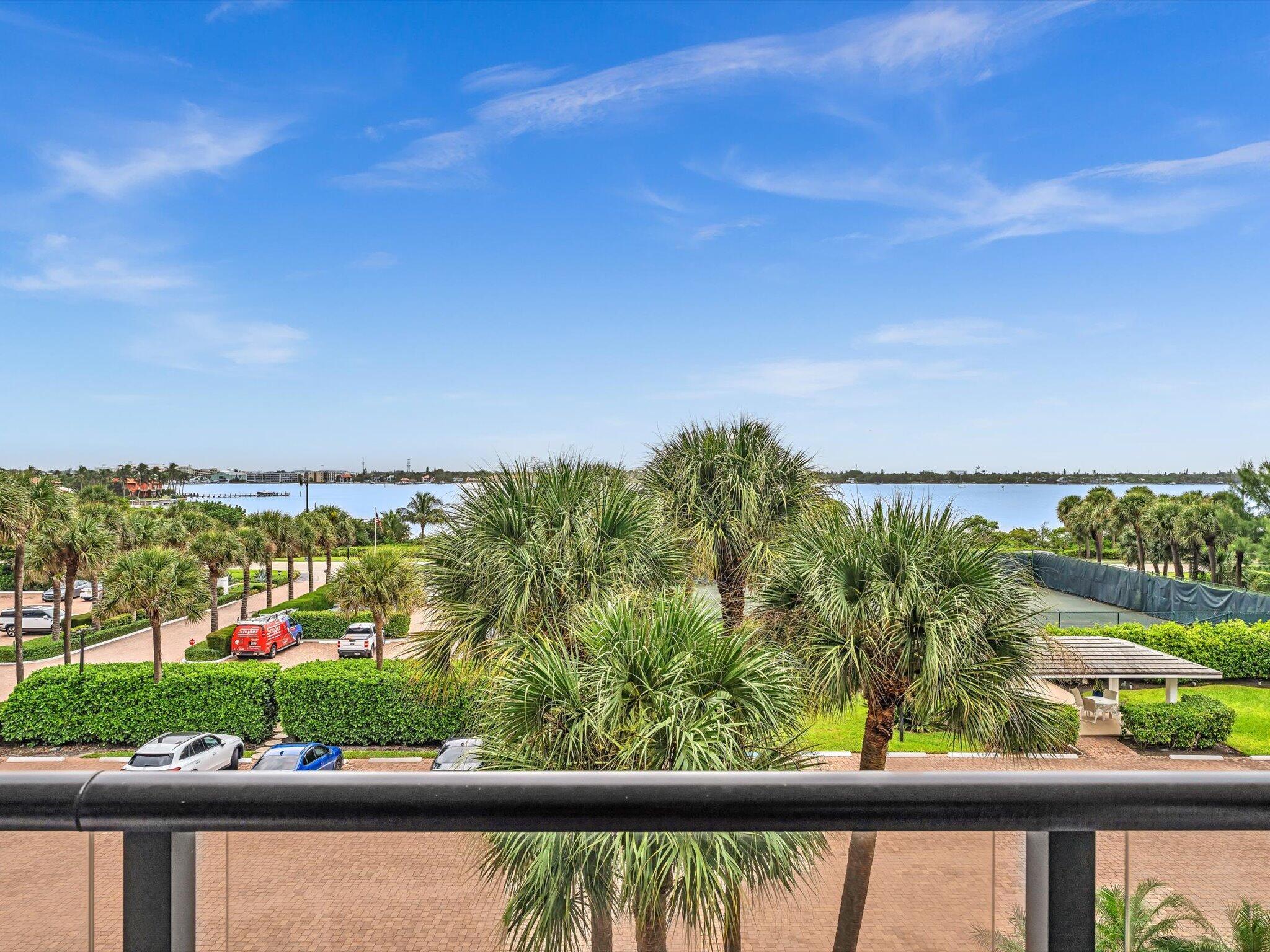 HALCYON OF PALM BEACH - Residential Lease