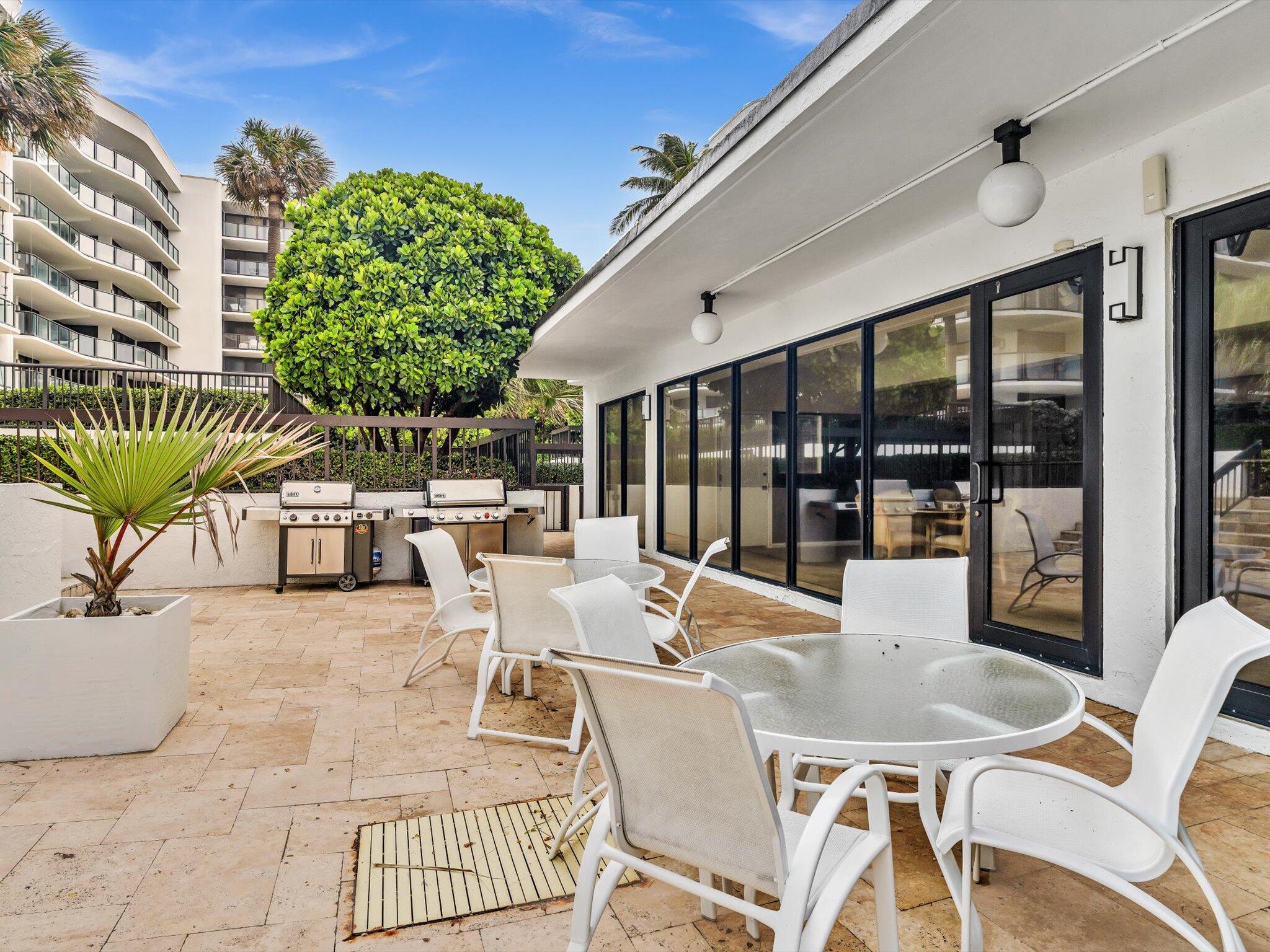 HALCYON OF PALM BEACH - Residential Lease