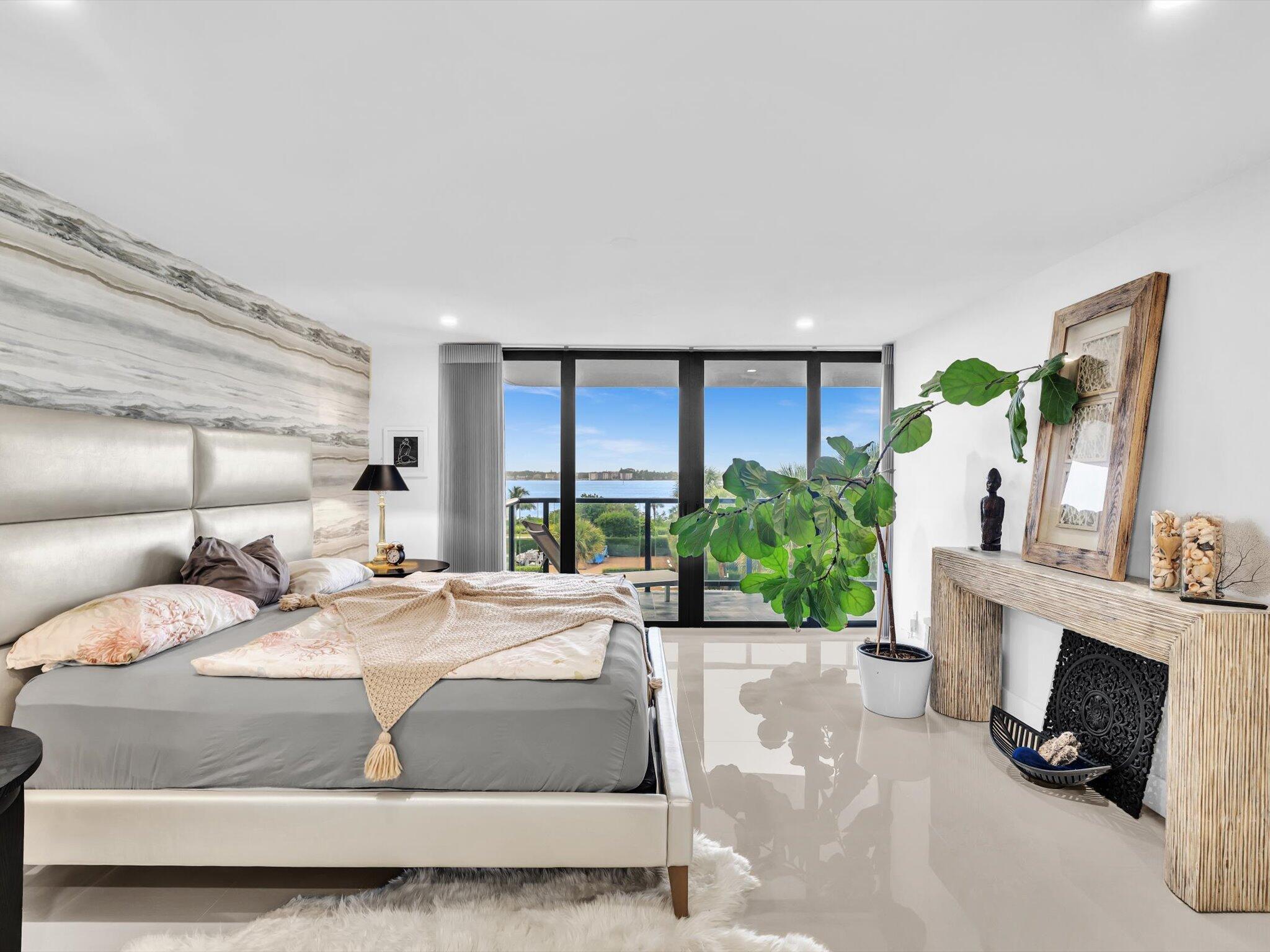 HALCYON OF PALM BEACH - Residential Lease