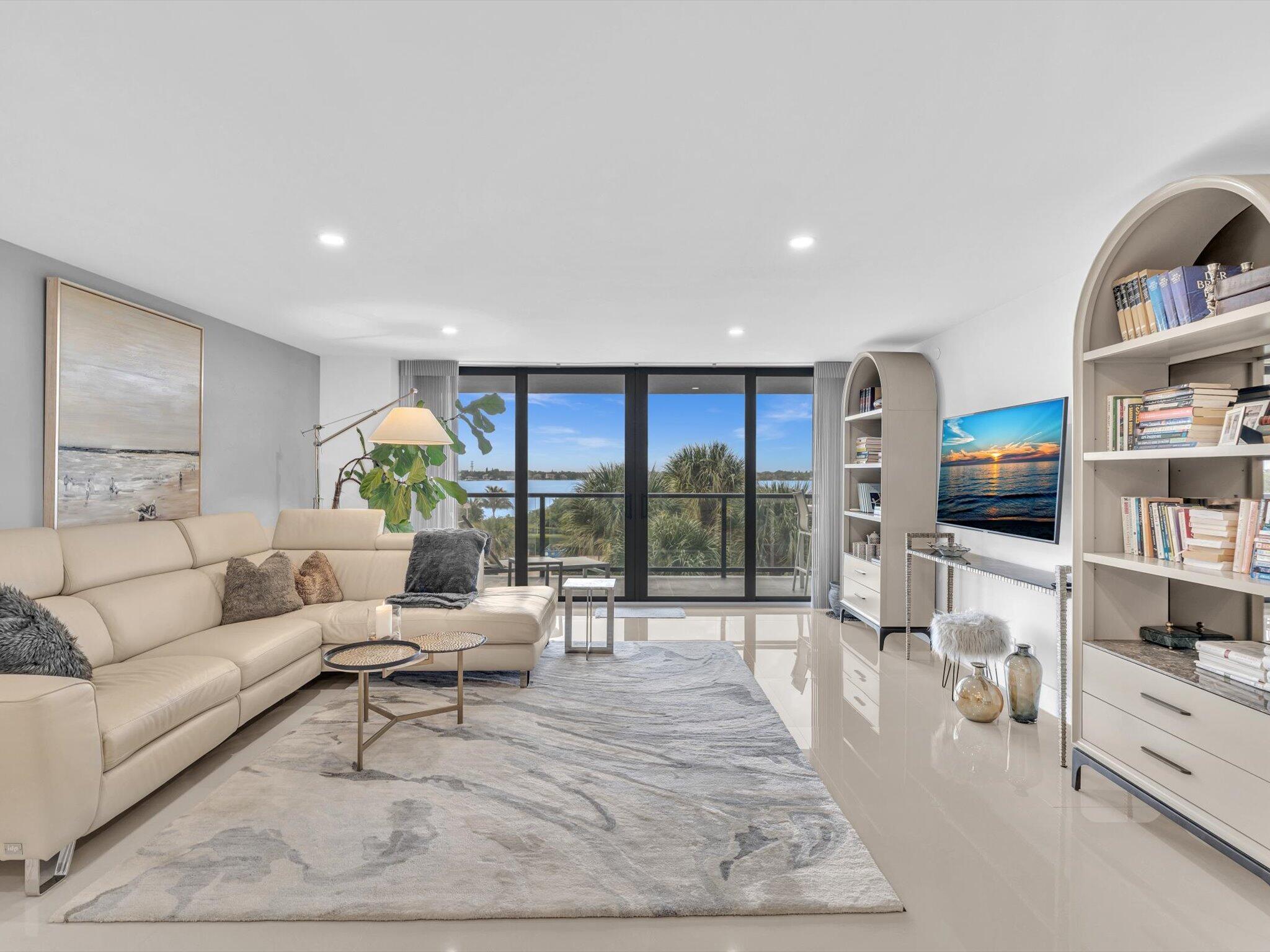 HALCYON OF PALM BEACH - Residential Lease