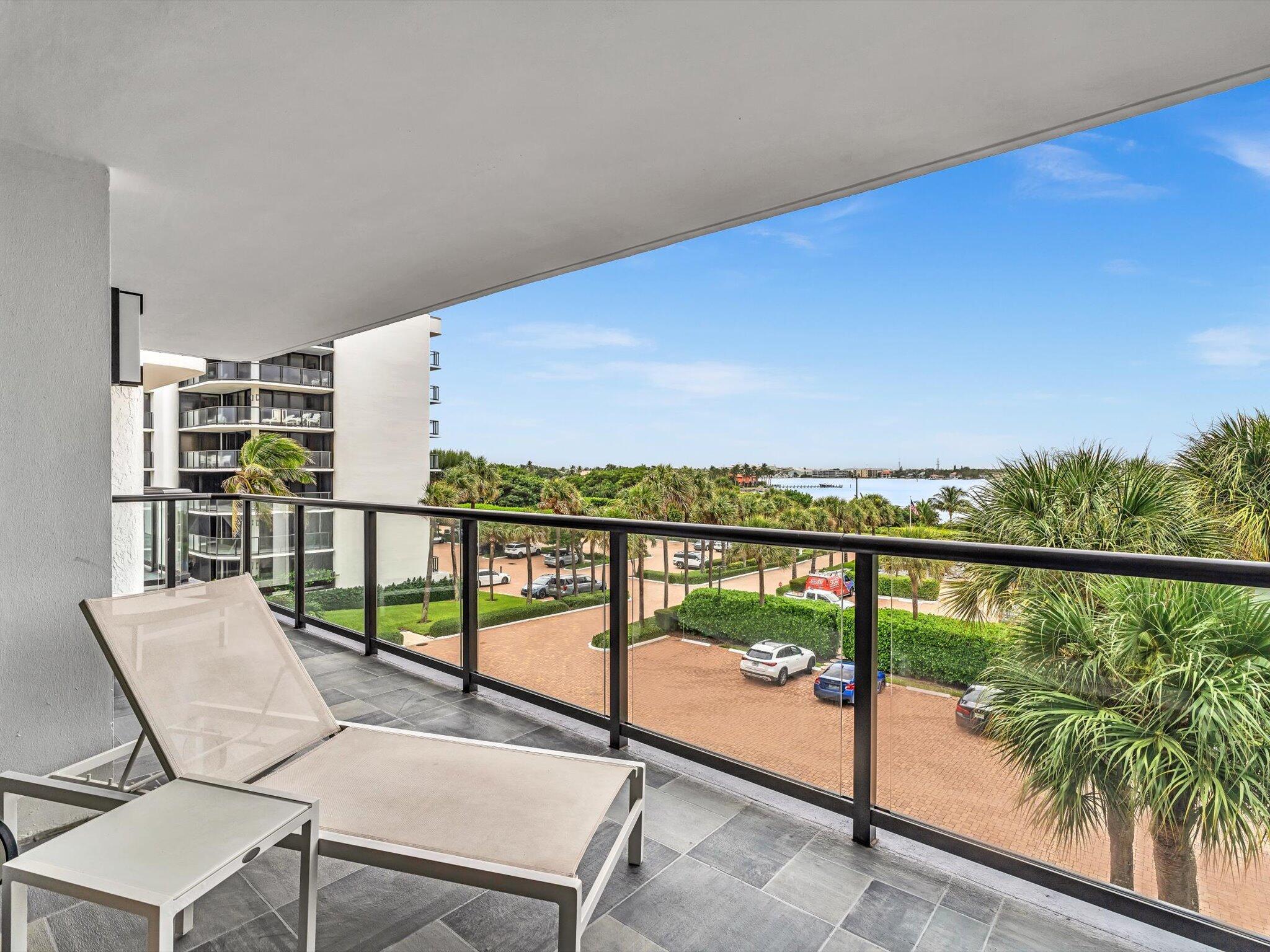 HALCYON OF PALM BEACH - Residential Lease