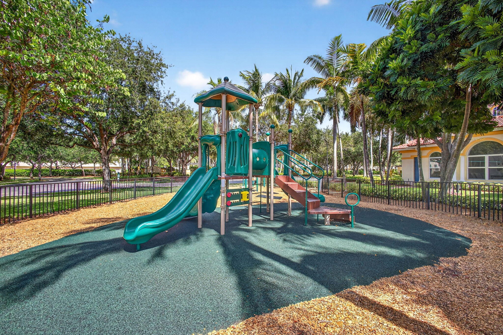 QUANTUM PARK TOWNHOMES - Residential