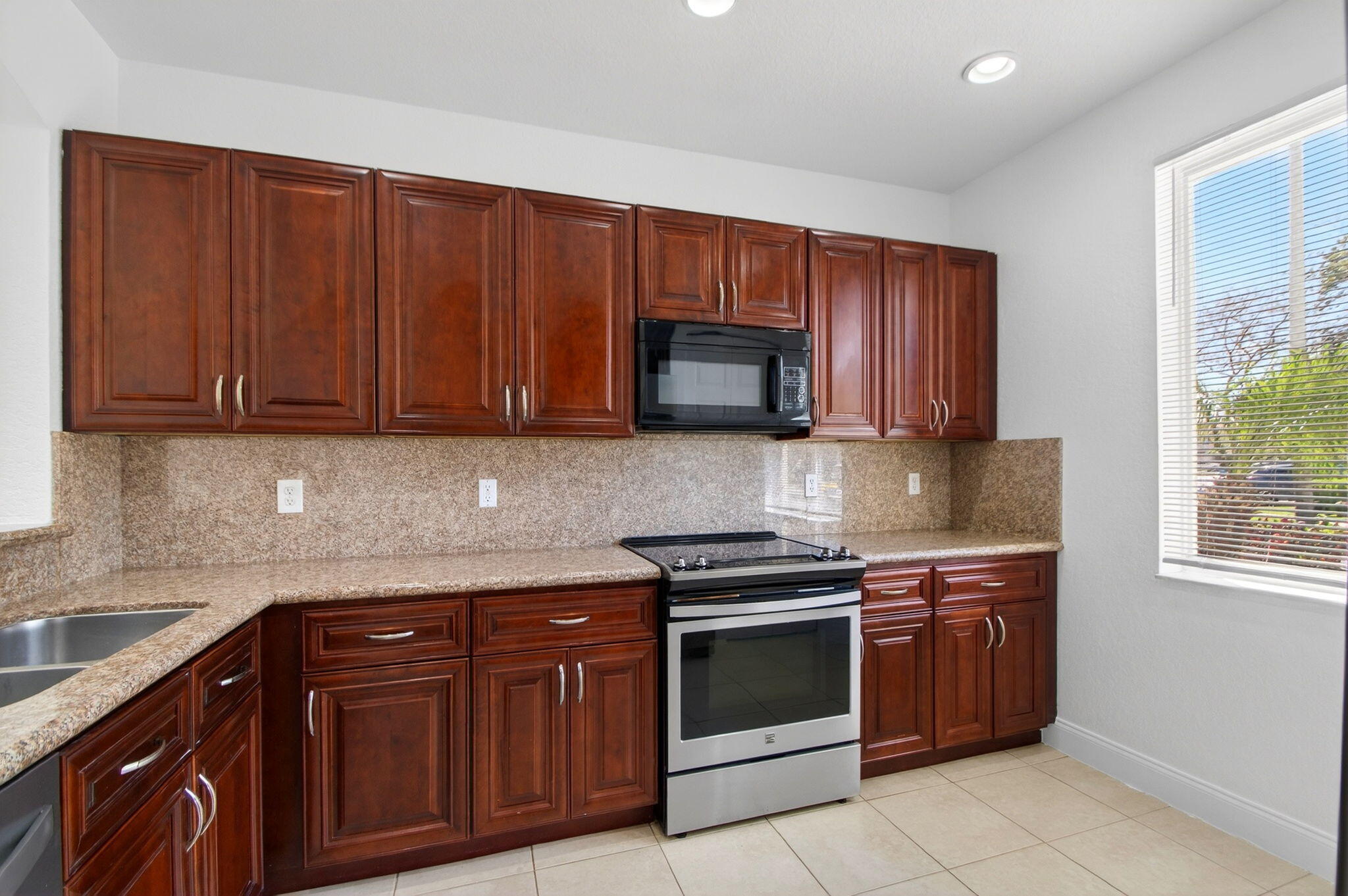 QUANTUM PARK TOWNHOMES - Residential