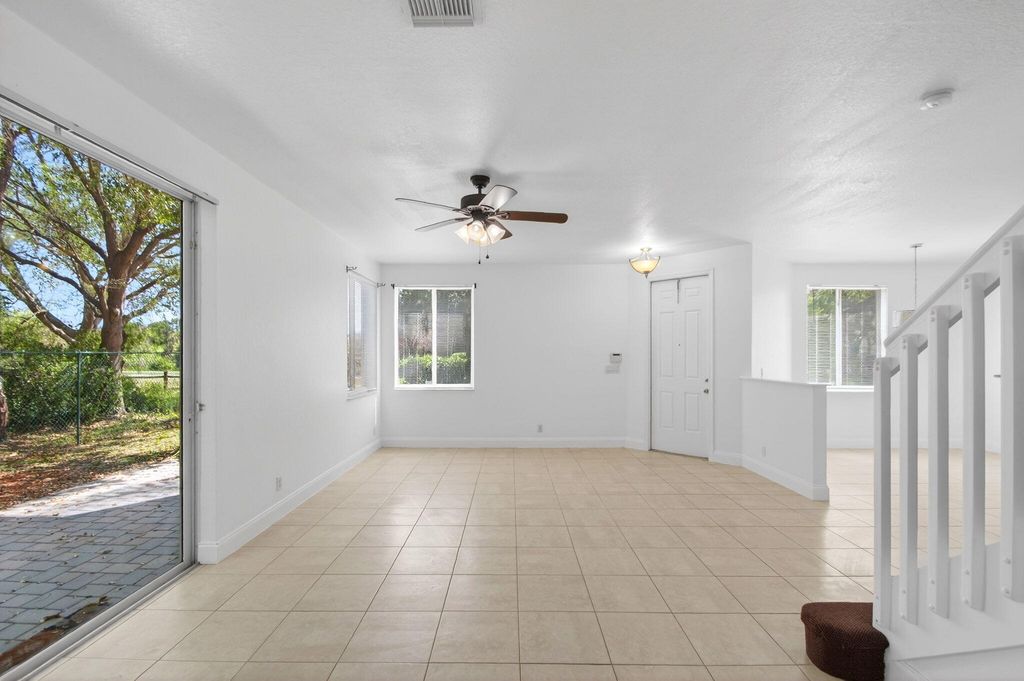 Photo of 3092 N Evergreen Cir E #3092, Boynton Beach, FL 33426 (MLS # B26000986)