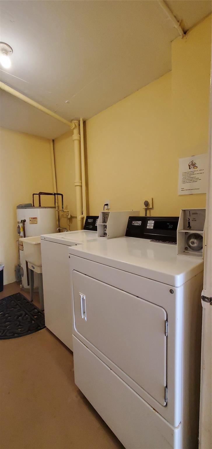 HILLSBORO COLONNADE - Residential Lease