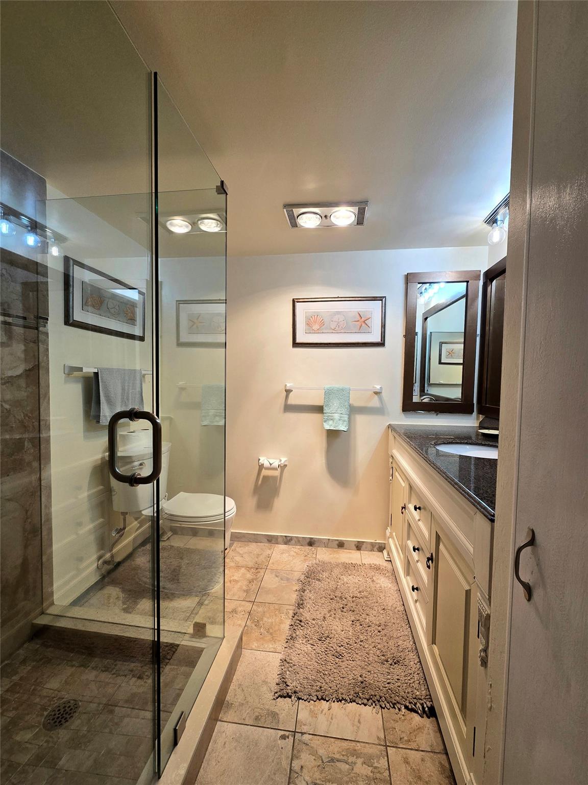 HILLSBORO COLONNADE - Residential Lease