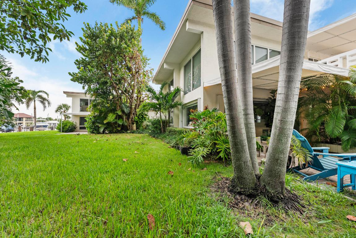 SHORELAND - Residential