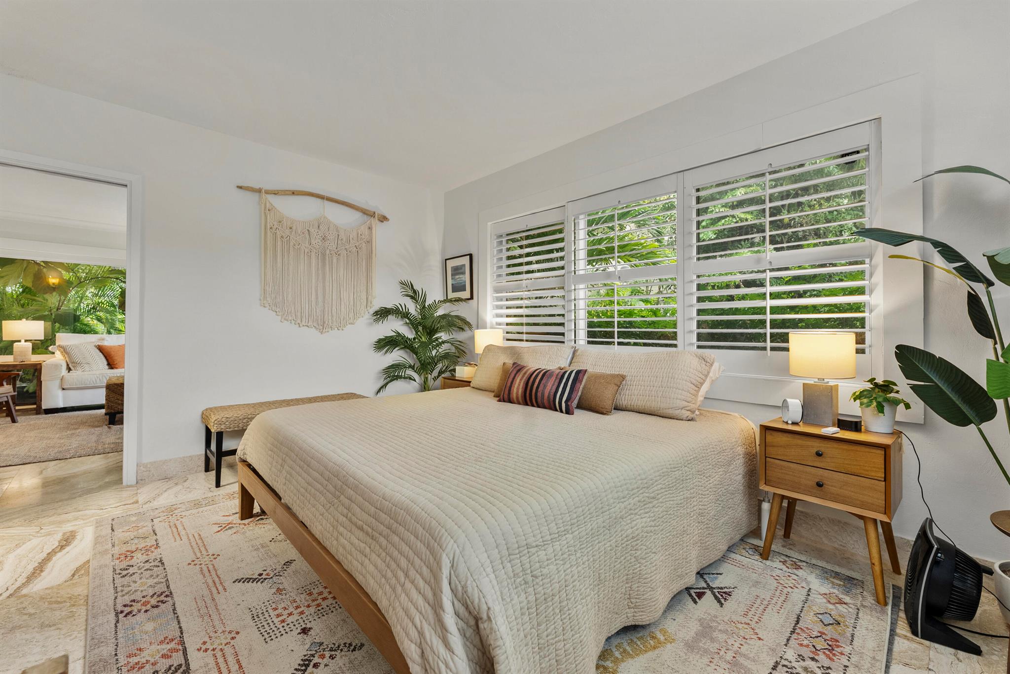 SHORELAND - Residential