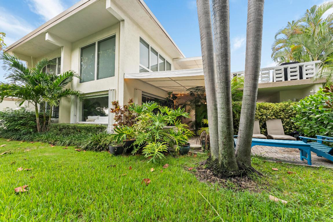 SHORELAND - Residential