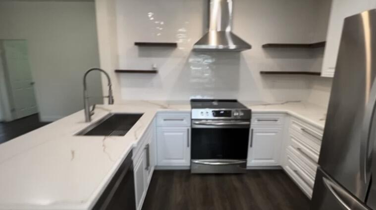 PIERPOINTE FIVE CONDO II - Residential Lease