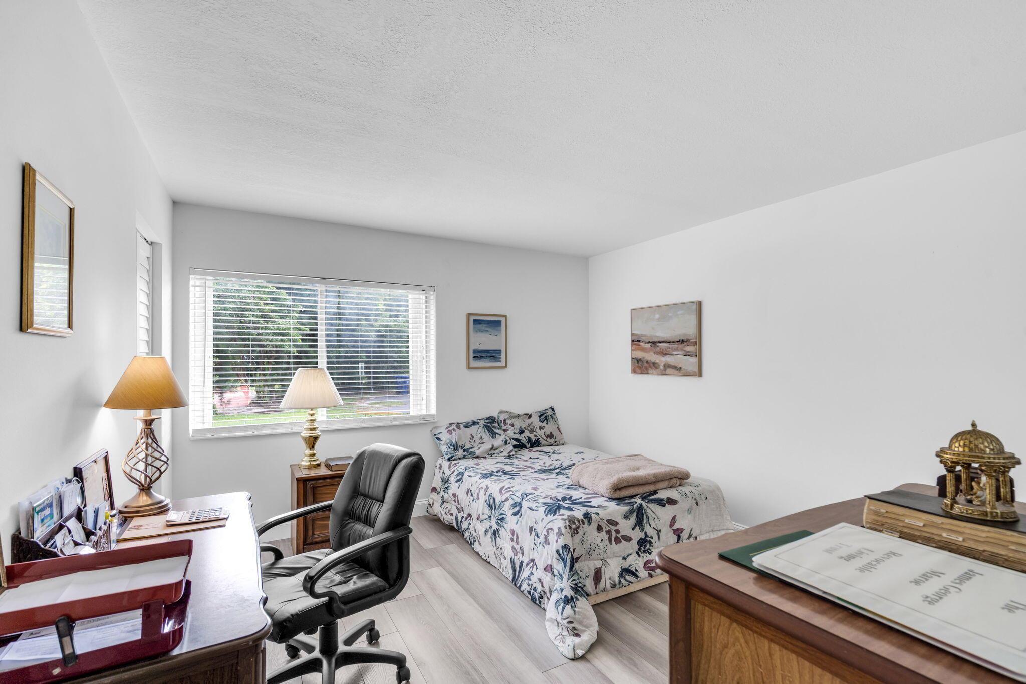 PINE RIDGE SOUTH III COND - Residential