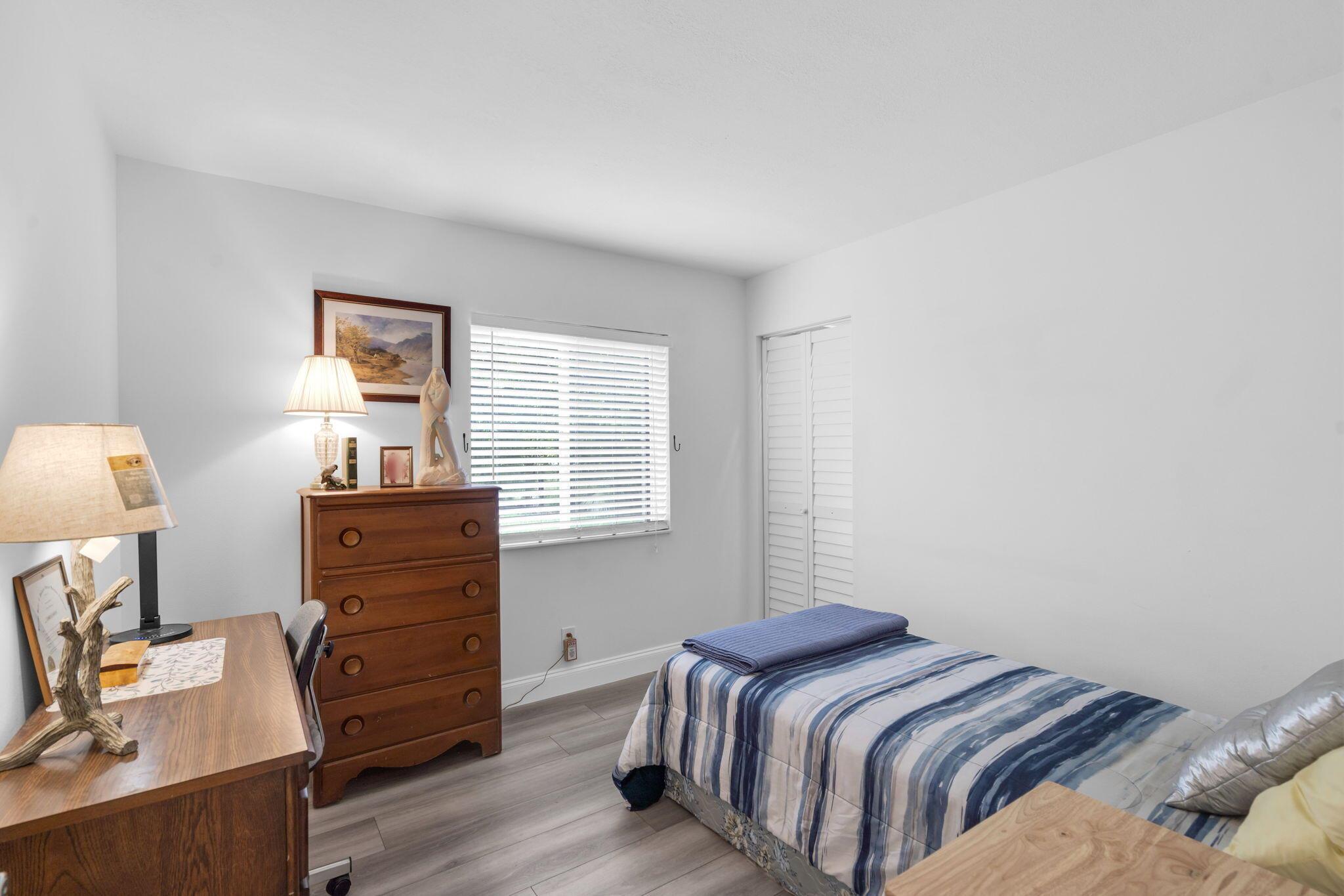 PINE RIDGE SOUTH III COND - Residential