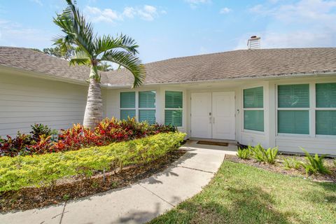 Single Family Residence in Palm Beach Gardens FL 2632 Bordeaux Court Ct 3.jpg