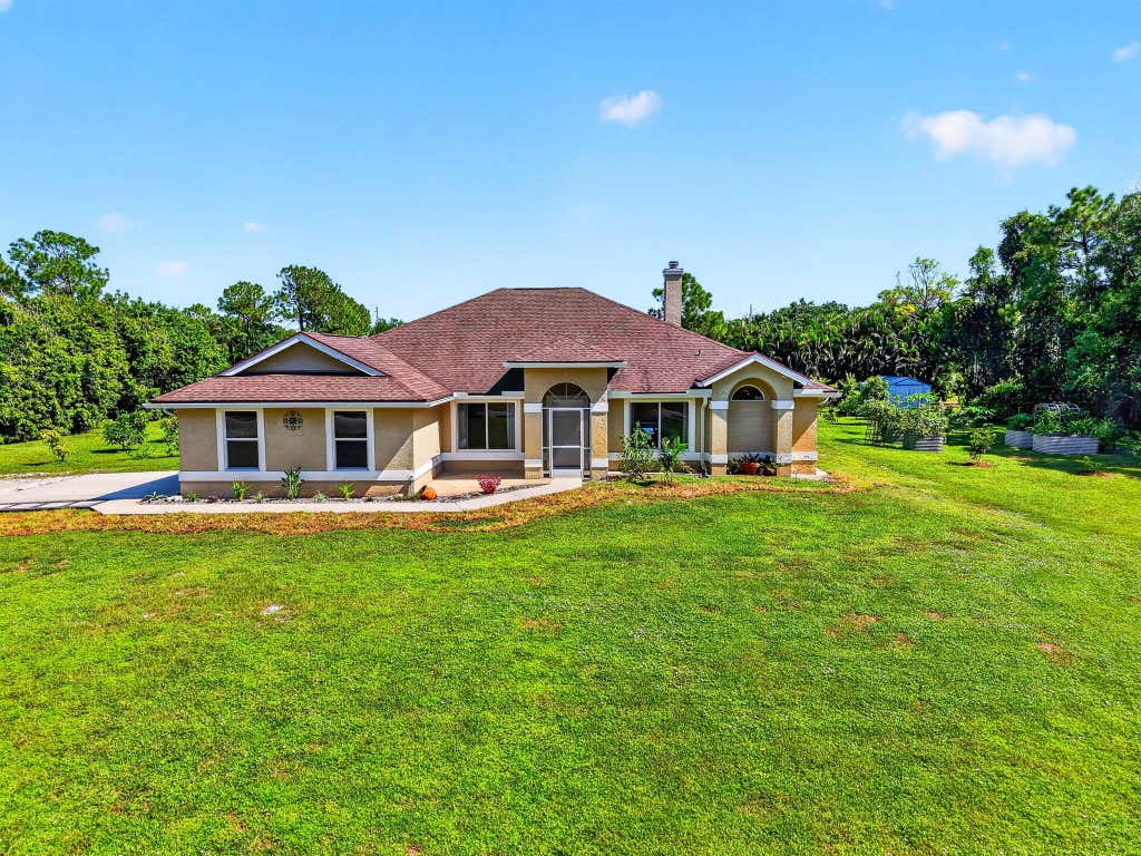 Photo of 17855 89th Place N, Loxahatchee, FL 33470 (MLS # B26065969)