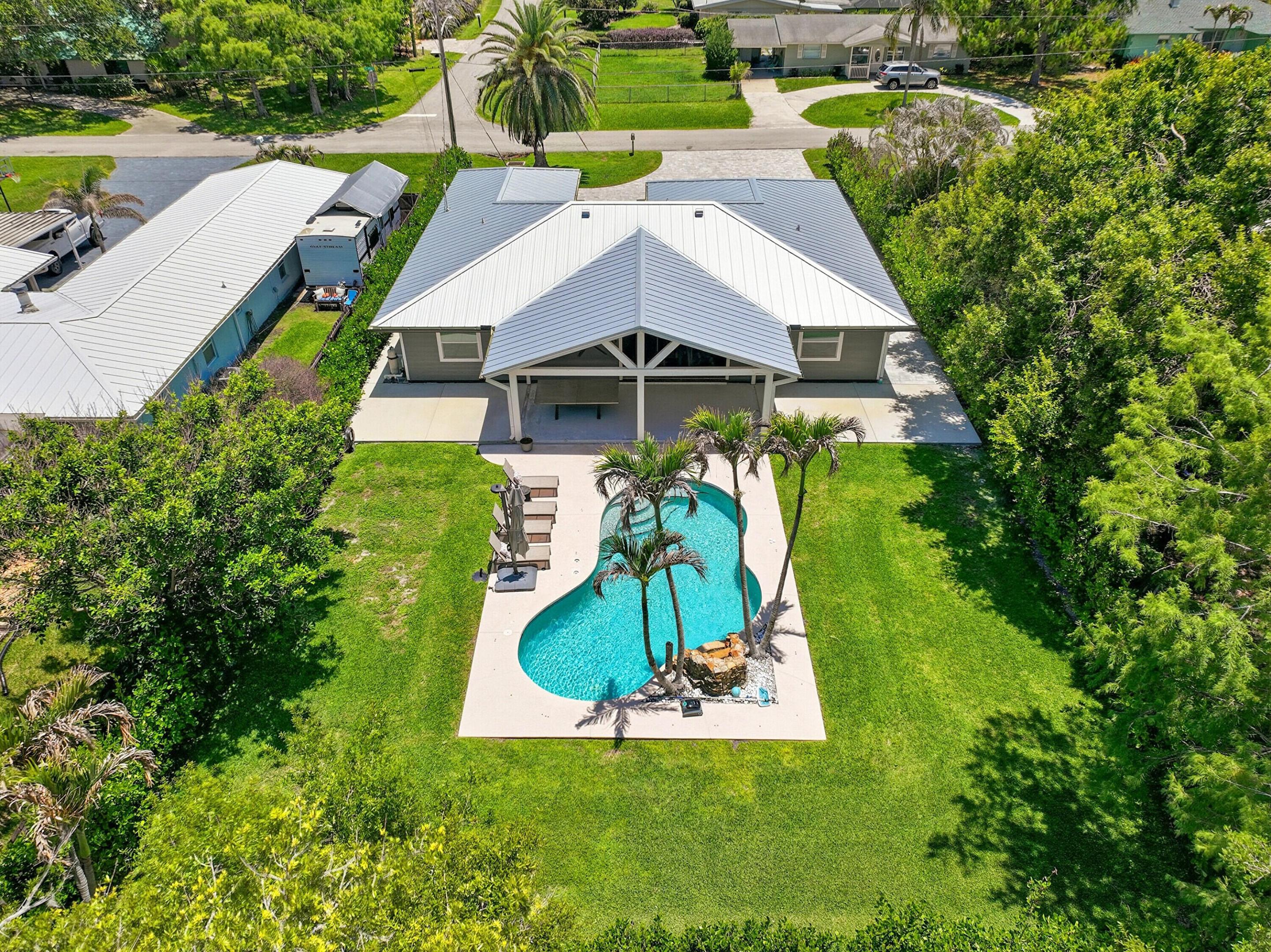 1409 SW Ibis Street