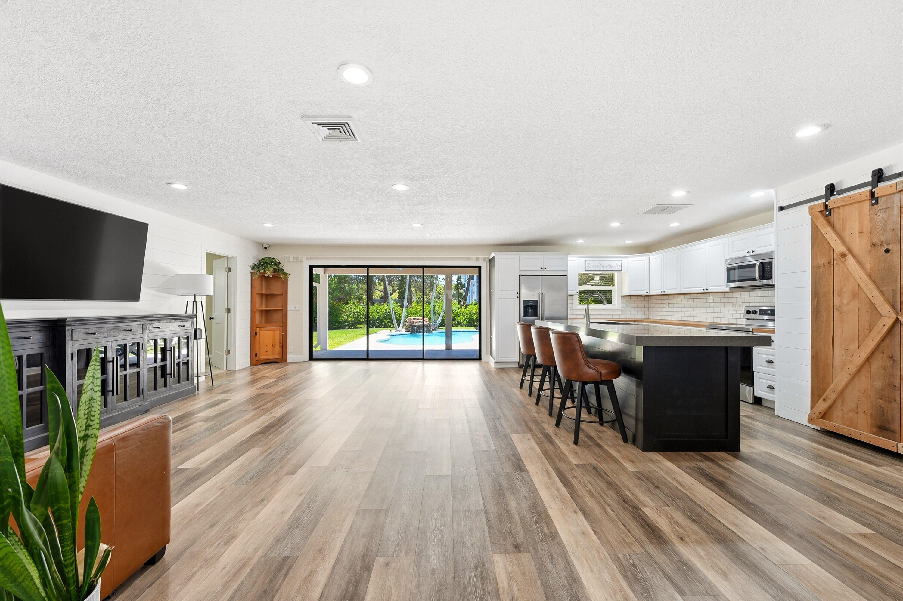 1409 SW Ibis Street